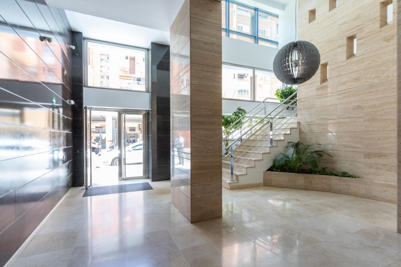 Apartamento Málaga Centro Maria Zambrano Exterior foto