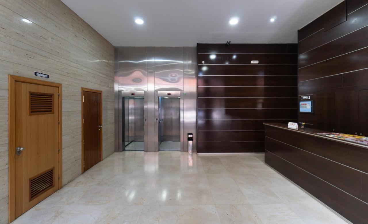 Apartamento Málaga Centro Maria Zambrano Exterior foto