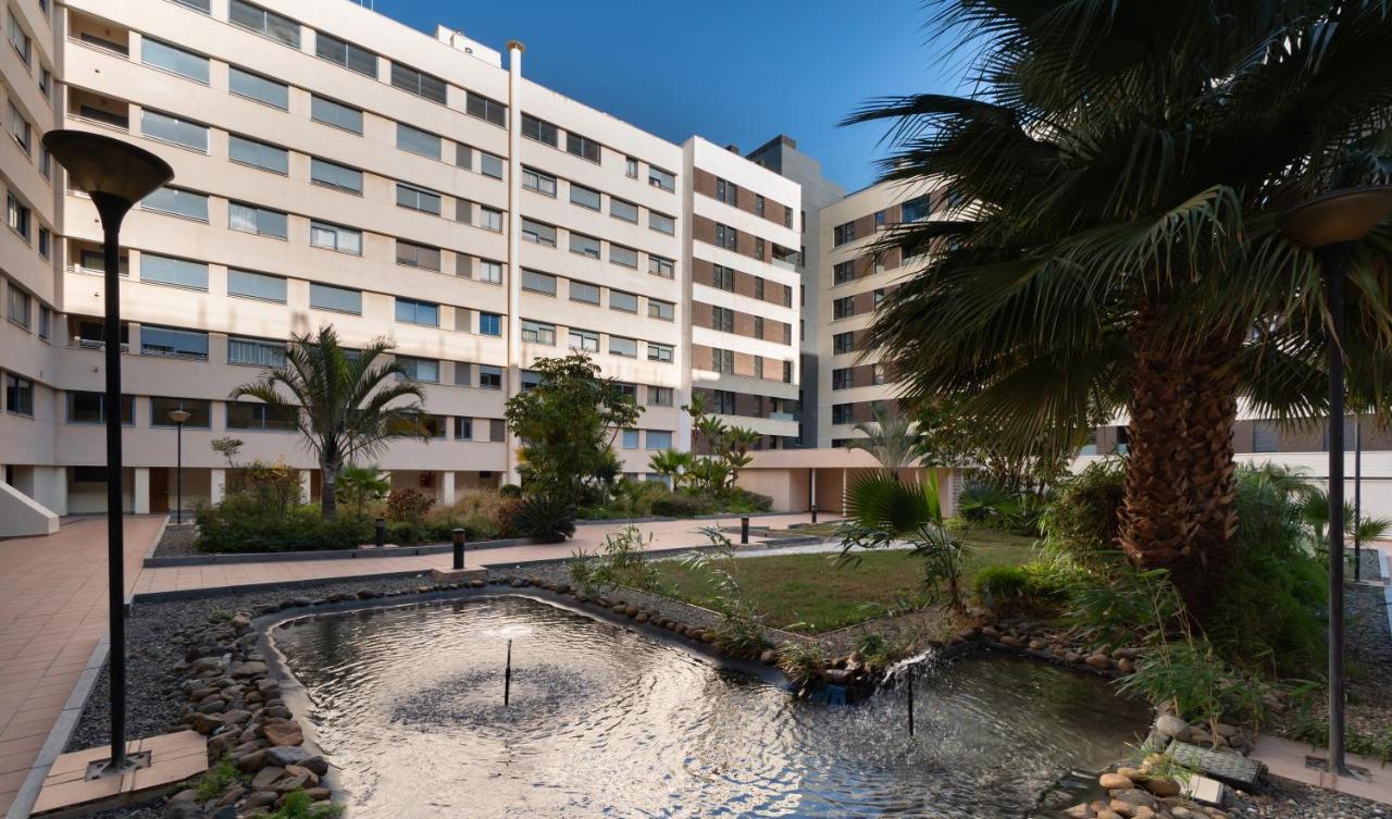 Apartamento Málaga Centro Maria Zambrano Exterior foto